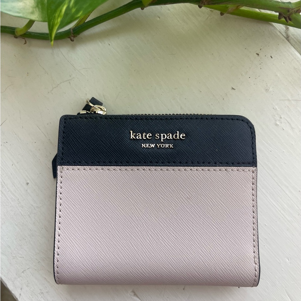 Kate Spade Black and Tan Wallet